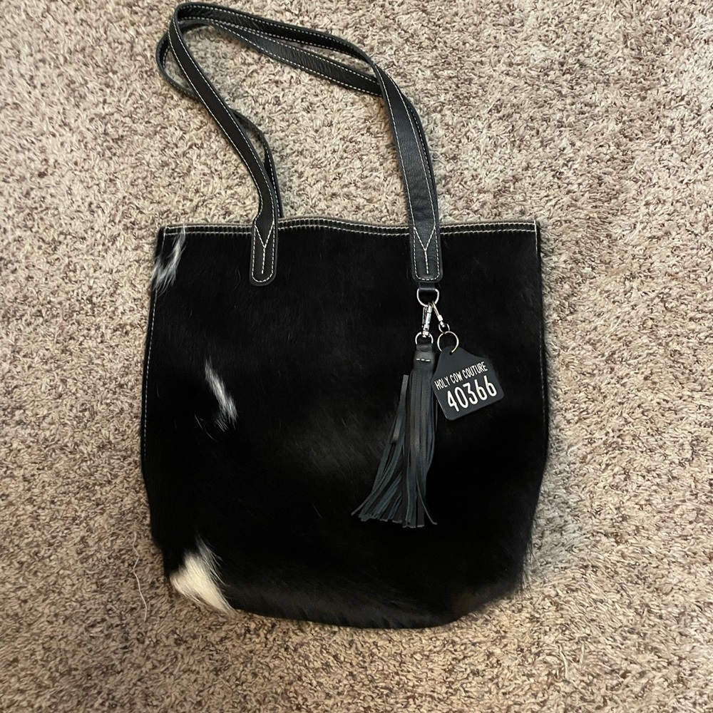 Carried once (to church)! Holy cow couture market tote tag number 40366
